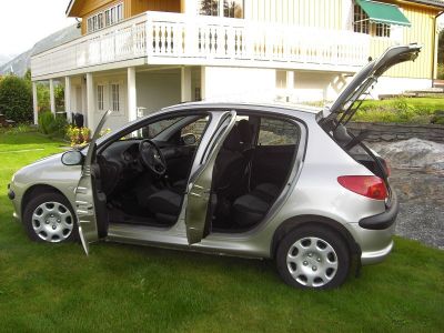 Peugeot 206 1.4L  hdi année  2005 à 1500€