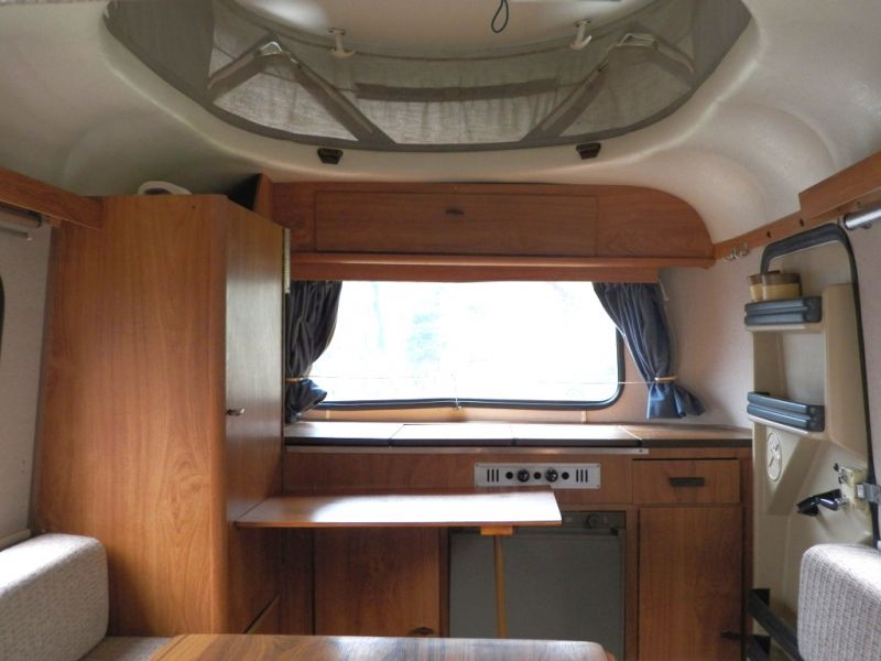 Vends petite caravane Eriba Puck 