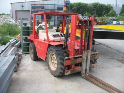 Chariot lvateur GAZ MANITOU M226- DUPLEX 2.60M- AN 1997