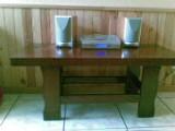 Table basse 8 euros , Chaises10 euros les 2
