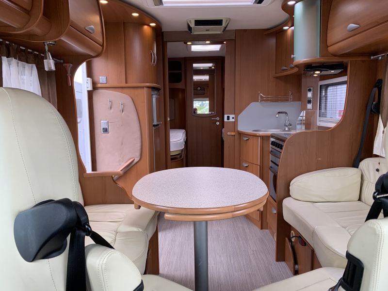 Don de mon  Camping Car - Intgral Pilote Explorateur Porteur Mercedes 318 733 FJ