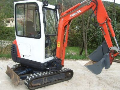 MINI PELLE  KUBOTA  Tonnage: 1.7 t.