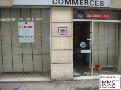 LOCAL COMMERCIAL A BEZIERS