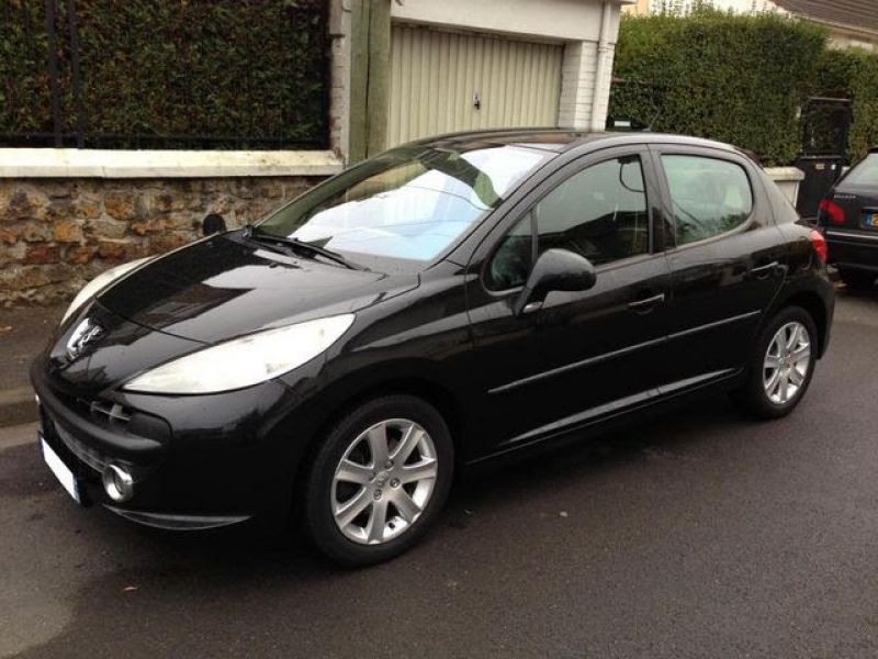 Peugeot 207 1.6 hdi 