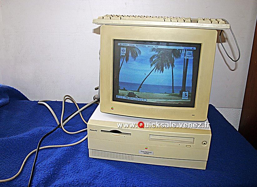 Apple Power Macintosh 4400/200.