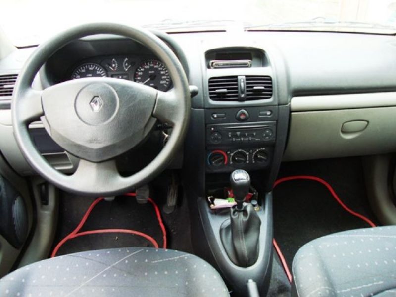 Renault Clio II  donner .